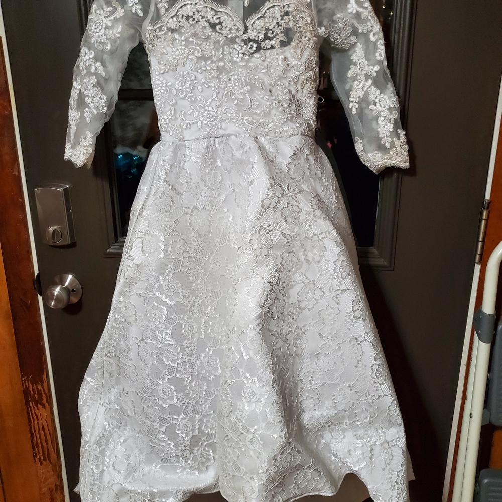 Girls First Communion or Ballroom Gown,Size 6,Stunning!